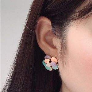 Gold plated peony earring